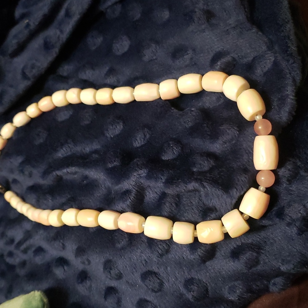 Extremely rare and very expensive real vintage angle skin coral n opal  necklace